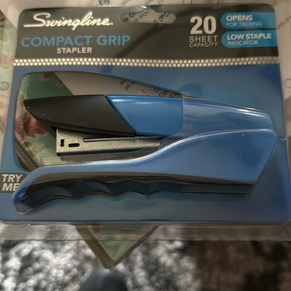 New Swingline Compact Grip Stapler